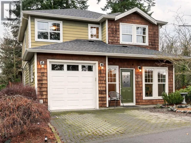 12 4530 Pipeline Rd, Saanich, British Columbia V8Z7Y6