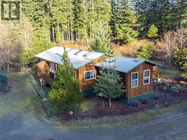360 Cape Mudge Rd, Quadra Island, British Columbia V0P1H0