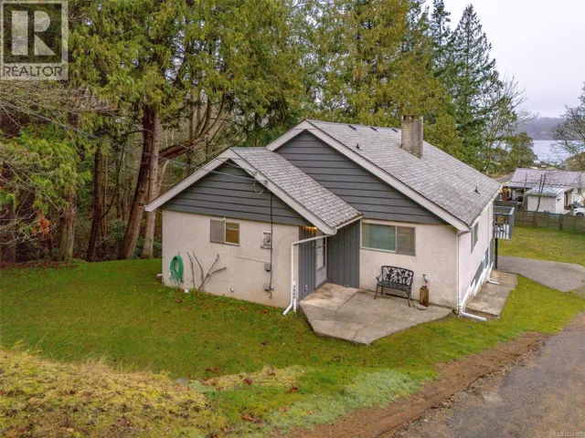 7900 Lantzville Rd, Lantzville, British Columbia V0R2H0