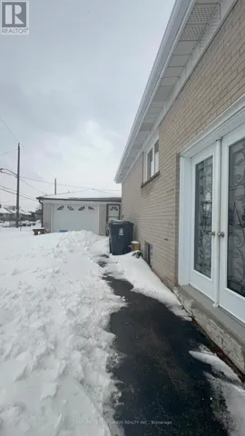 BASEMENT 1 BRADY CRESCENT, Toronto (Glenfield-Jane Heights), Ontario M3L2B6
