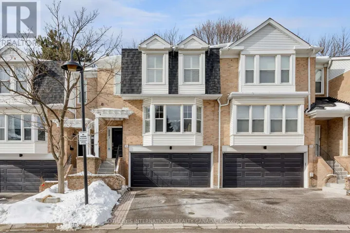 26 TAMARACK CIRCLE, Toronto (Kingsview Village-The Westway), Ontario M9P3T9