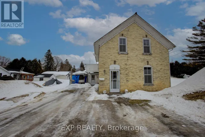 7 GORDON STREET W, South Bruce, Ontario N0G2S0