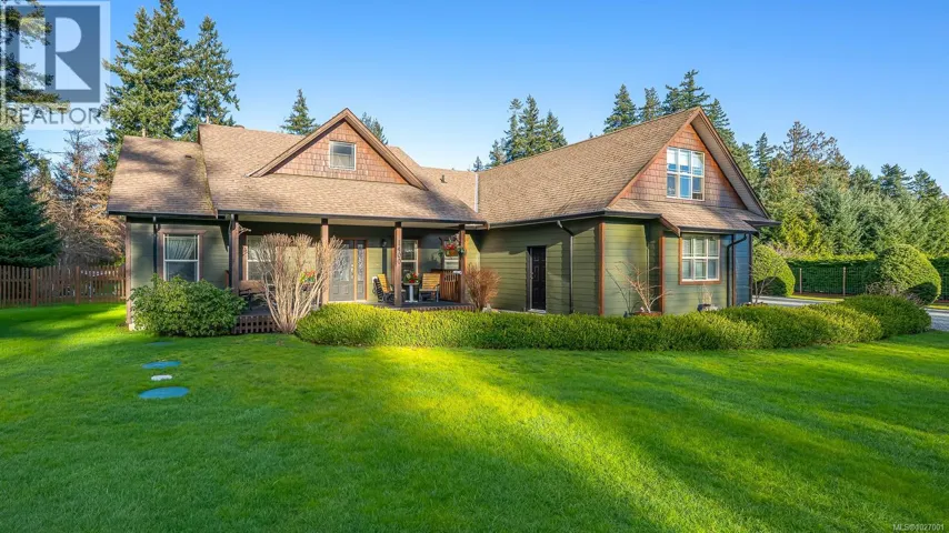 1400 Trillium Dr, Comox, British Columbia V9M1A4