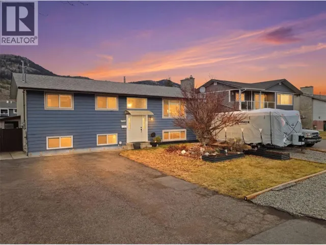 2548 Sandalwood Drive, Kamloops, British Columbia V2B6V4