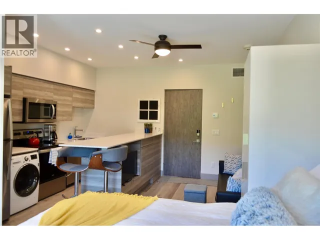 2555 Lakeshore Road Unit# 221, Vernon, British Columbia V1H0A4