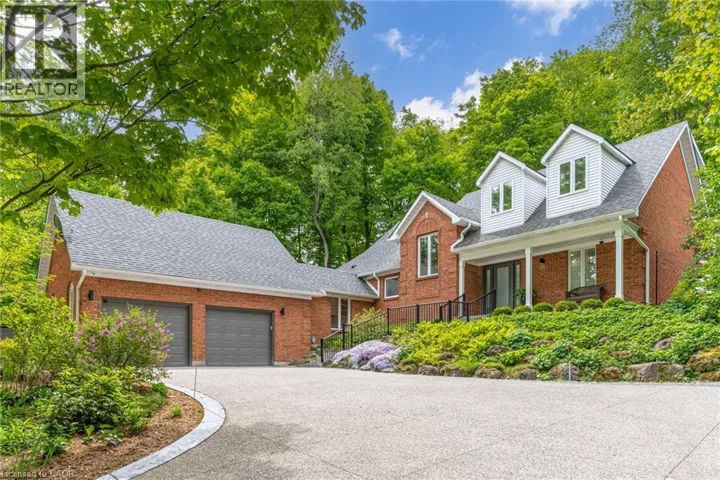 158 SULPHUR SPRINGS Road, Ancaster, Ontario L9G4T7