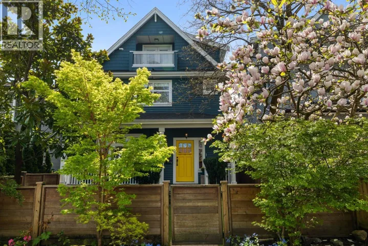 830 E 10TH AVENUE, Vancouver, British Columbia V5T2B1