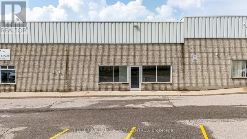 4 - 138 SANDIFORD DRIVE, Whitchurch-Stouffville (Stouffville), Ontario L4A7X5