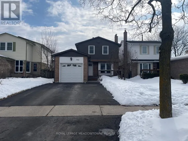 742 COULSON AVENUE, Milton (TM Timberlea), Ontario L9T4J4
