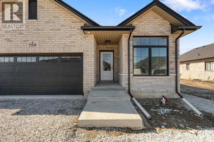 709 Elliot Point ROAD Unit# B, Amherstburg, Ontario N9V0H1