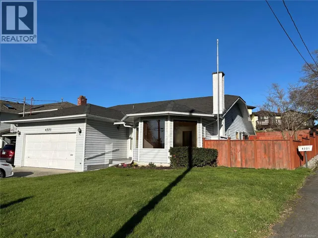 4225 Quadra St, Saanich, British Columbia V8X1L5