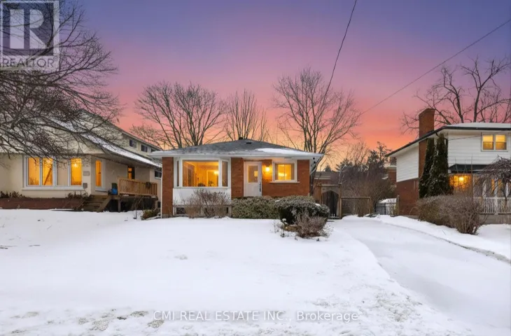 913 KING STREET, Whitby (Downtown Whitby), Ontario L1N5A6