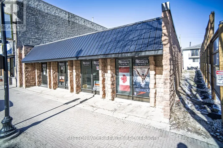 5 FRONT STREET W, Strathroy-Caradoc (NW), Ontario N7G1X5