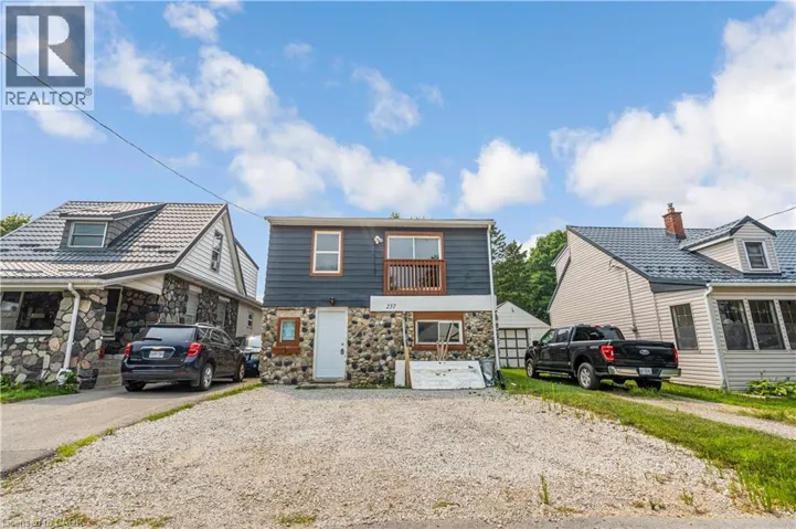 237 ST. JULIEN Street, London, Ontario N5Z2N2