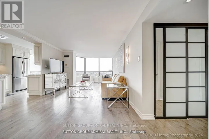 1005 - 7440 BATHURST STREET, Vaughan (Brownridge), Ontario L4J7K8