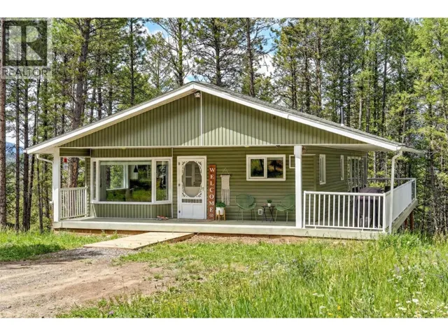 1668 Tranquility Road, Baynes Lake, British Columbia V0B1T4