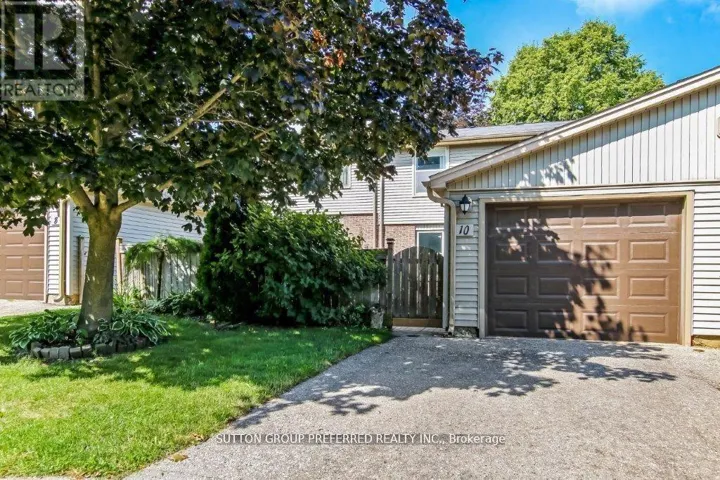 10 BERKSHIRE COURT, London South (South N), Ontario N6J3N7