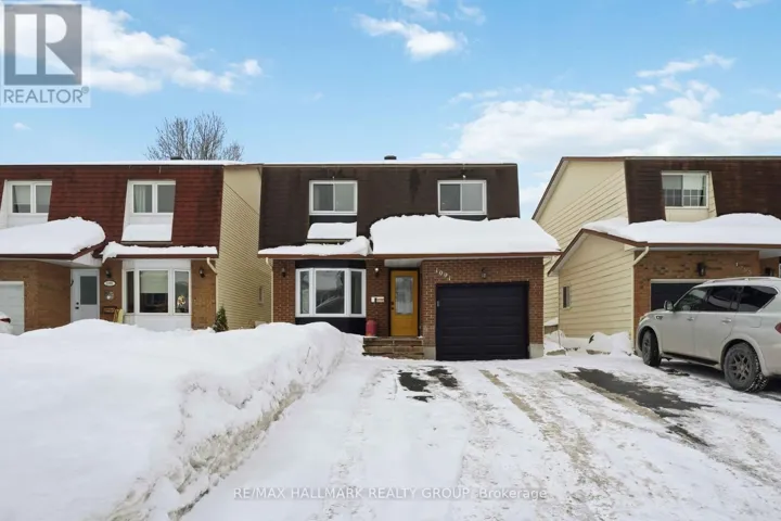 1091 BURGUNDY LANE, Ottawa, Ontario K1C2M9