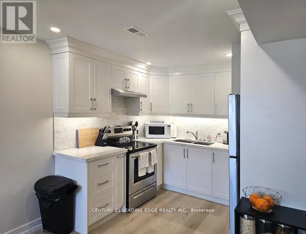 LOWER - 40 WAYWELL STREET, Whitby (Pringle Creek), Ontario L1N8N9