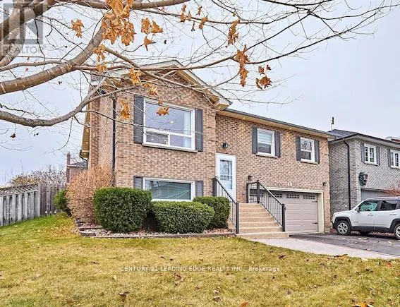 MAIN - 40 WAYWELL STREET, Whitby (Pringle Creek), Ontario L1N8N9