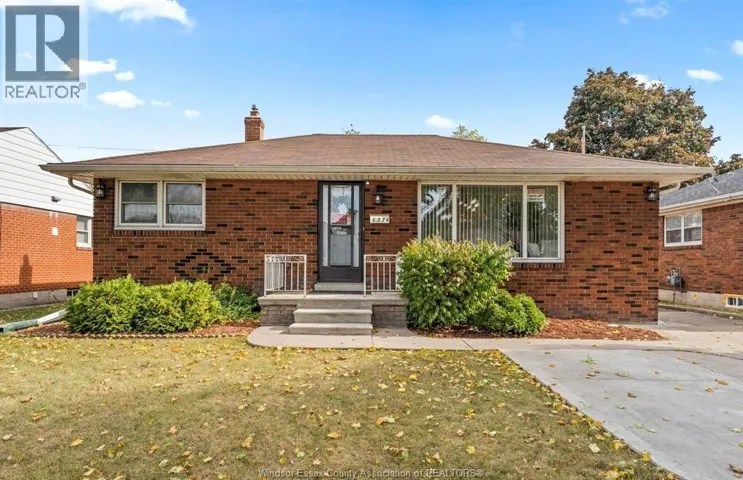 1374 JOSEPHINE Unit# MAIN LEVEL, Windsor, Ontario N9B2L9