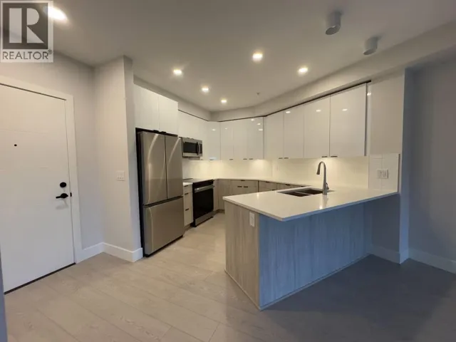 519 11655 FRASER ST, Maple Ridge, British Columbia V2X6W9