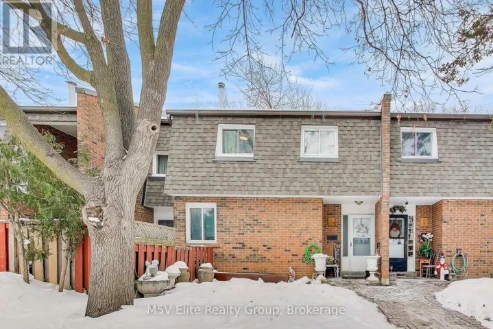2 - 105 DOVEDALE DRIVE, Whitby (Downtown Whitby), Ontario L1N1Z7
