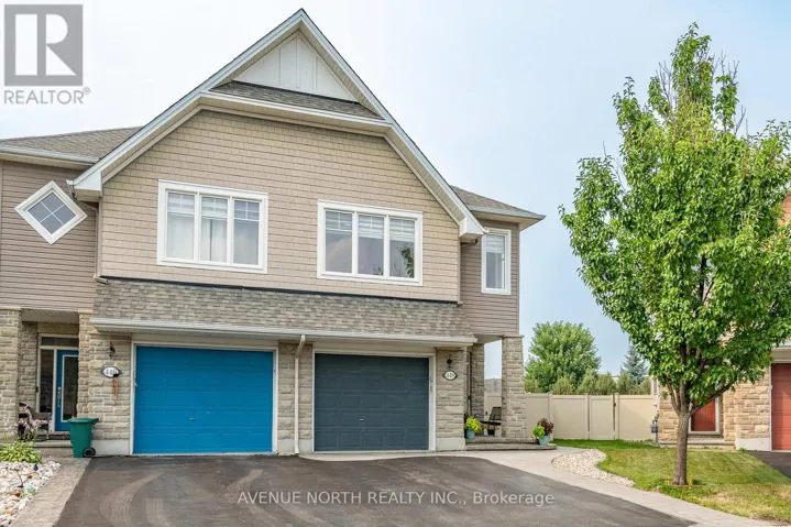448 ROCHEFORT CIRCLE, Ottawa, Ontario K4A0M9