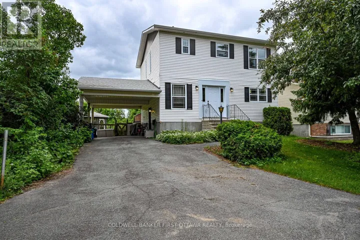 22 POOLE CREEK CRESCENT, Ottawa, Ontario K2S1G4