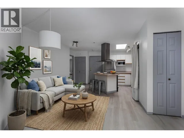 E309 40180 WILLOW CRES, Squamish, British Columbia V8B0M3