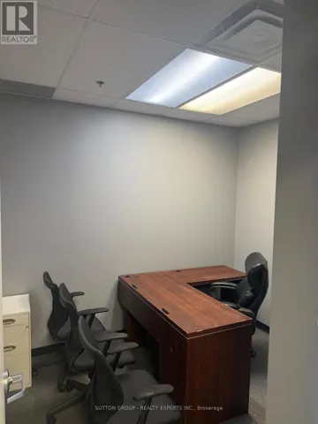 400 ROOM - 7 - 60 GILLINGHAM DRIVE, Brampton (Brampton North), Ontario L6X0Z9