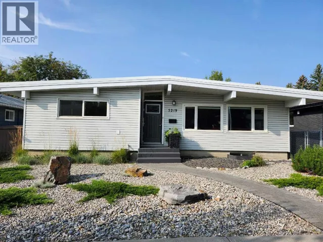 5219 Brisebois Drive NW, Calgary, Alberta T2L2G7