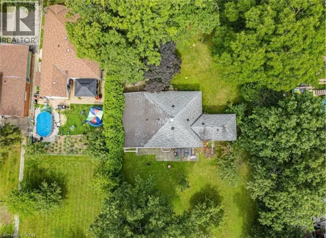 879 WEST 5TH Street, Hamilton, Ontario L9C5R4