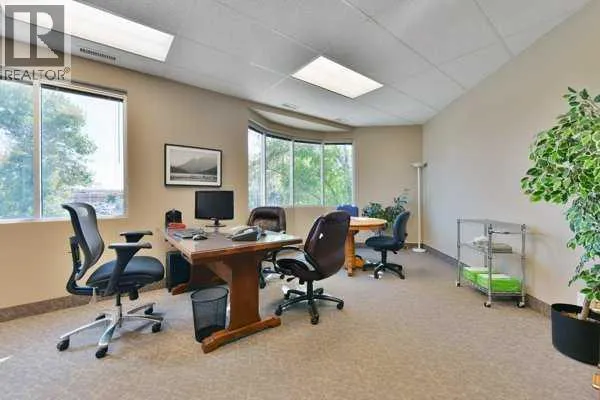 202, 5917 1 a Street SW, Calgary, Alberta T2H0G4