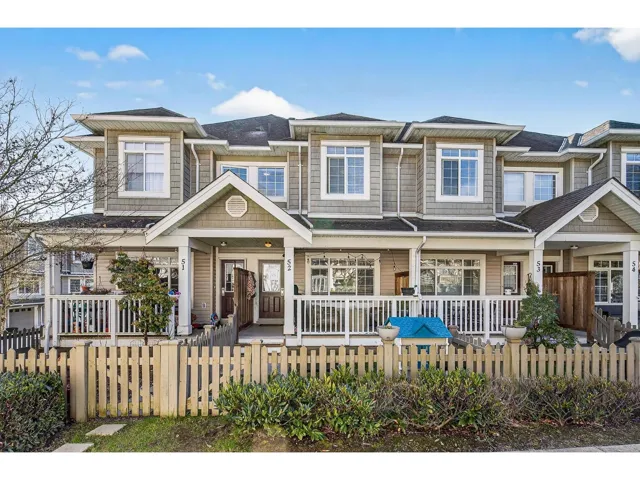 52 6852 193 STREET, Surrey, British Columbia V4N0C8