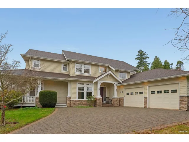 2110 INDIAN FORT DRIVE, Surrey, British Columbia V4A3L8