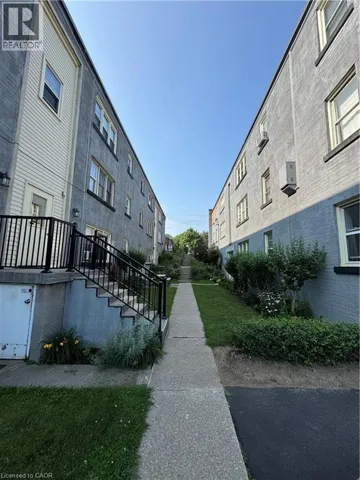 1755 KING Street Unit# 11, Hamilton, Ontario L8K1V6