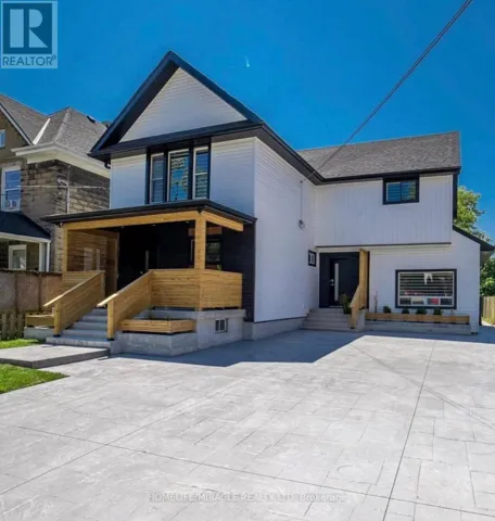 2 - 4985 CRYSLER AVENUE, Niagara Falls (Downtown), Ontario L2E3W6
