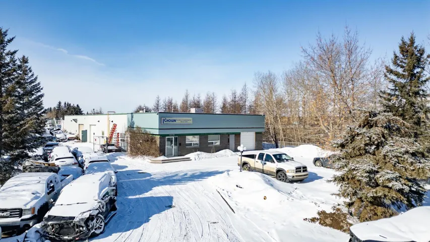 12230 163 St NW, Edmonton, Alberta T5V1S2