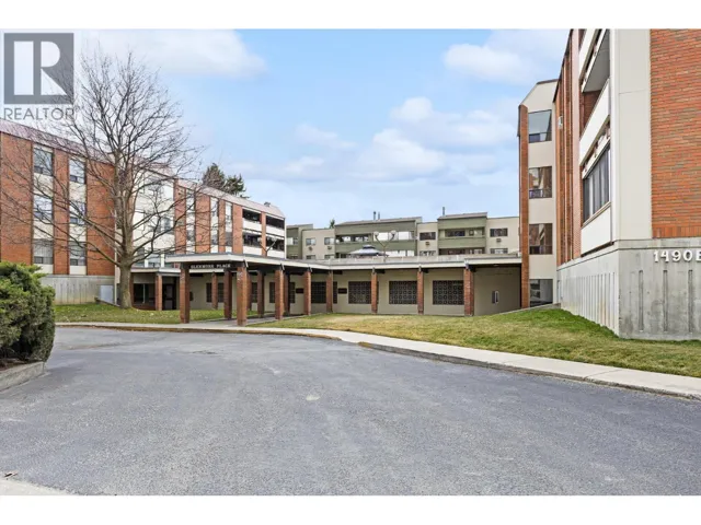 1490B Gordon Drive Unit# 304, Kelowna, British Columbia V1Y3G5