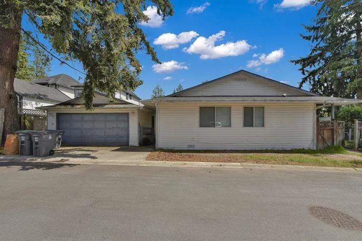 12835 60 AVENUE, Surrey, British Columbia V3X2C2