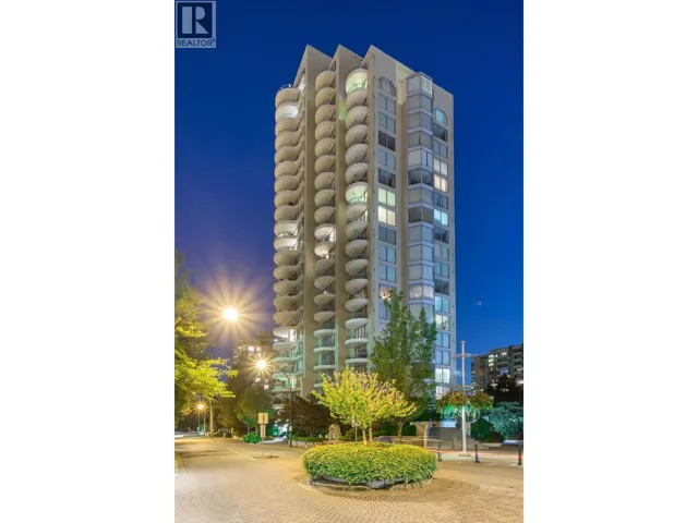 1605 739 PRINCESS STREET, New Westminster, British Columbia V3M6V6