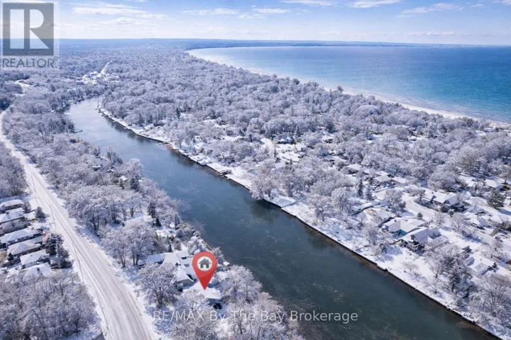 1902 RIVER ROAD W, Wasaga Beach, Ontario L9Z2W2