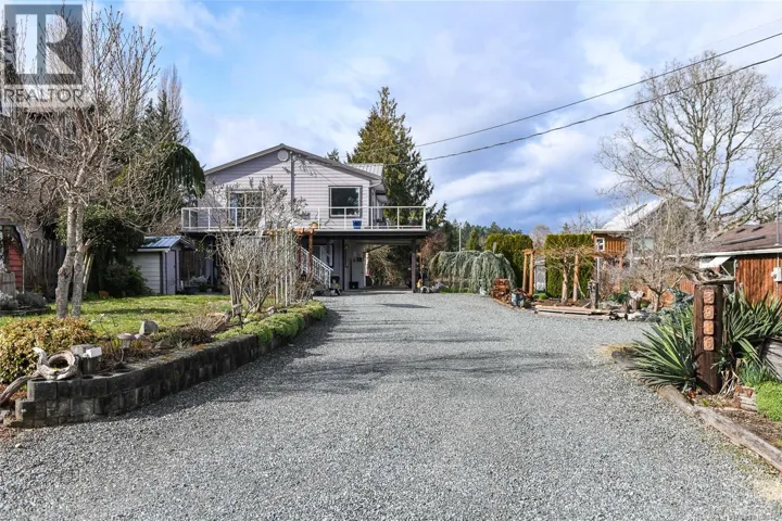 3916 Ronald Ave, Royston, British Columbia V0R2V0