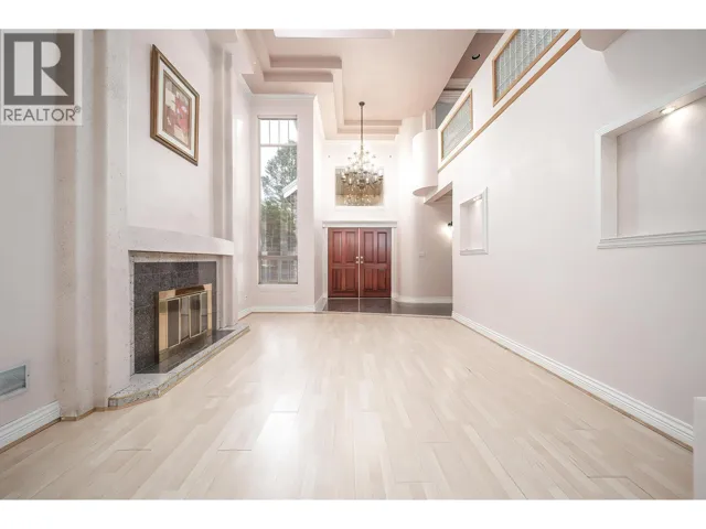 6195 GARRISON COURT, Richmond, British Columbia V7C5S2
