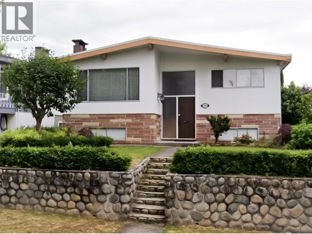 2763 ROSEMONT DRIVE, Vancouver, British Columbia V5S2C6