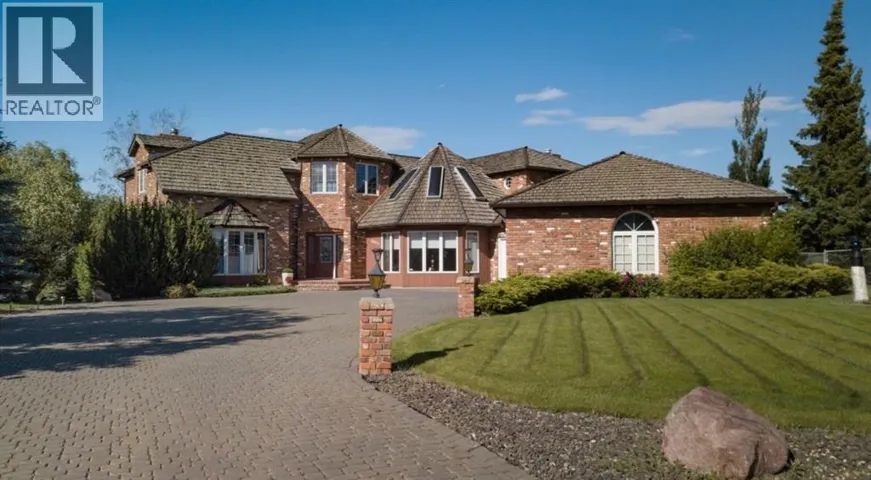 6804 42A Avenue, Camrose, Alberta T4V3S4