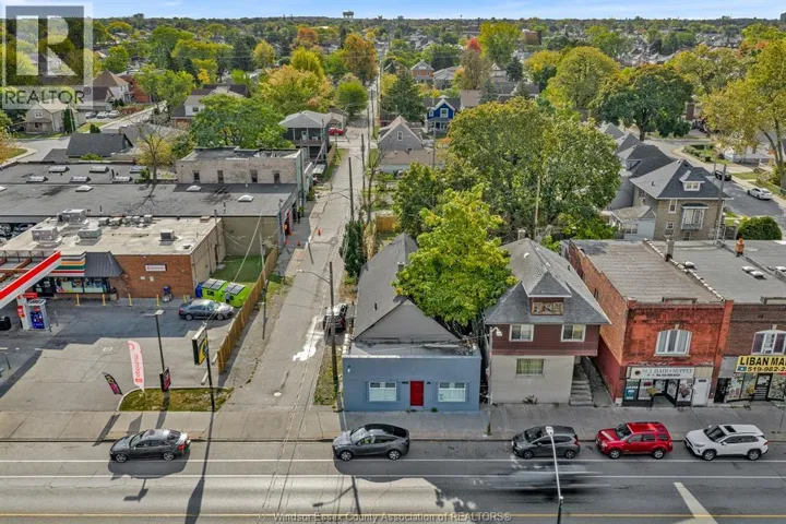 939 WYANDOTTE STREET East, Windsor, Ontario N9A3K1