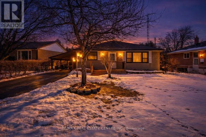 112 ANNE BOULEVARD, Milton (OM Old Milton), Ontario L9T1A3