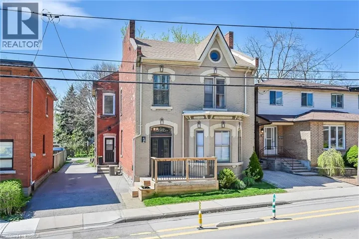 40 LOCKE Street S, Hamilton, Ontario L8P3Z8
